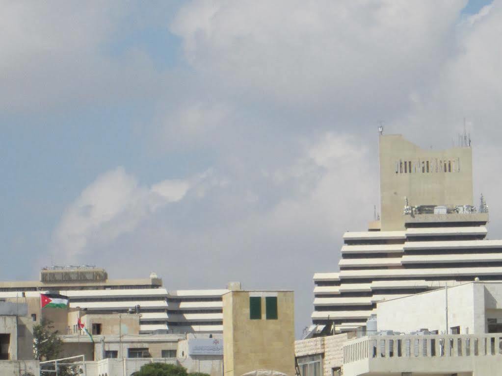 Sufara Hotel Suites Amman Extérieur photo